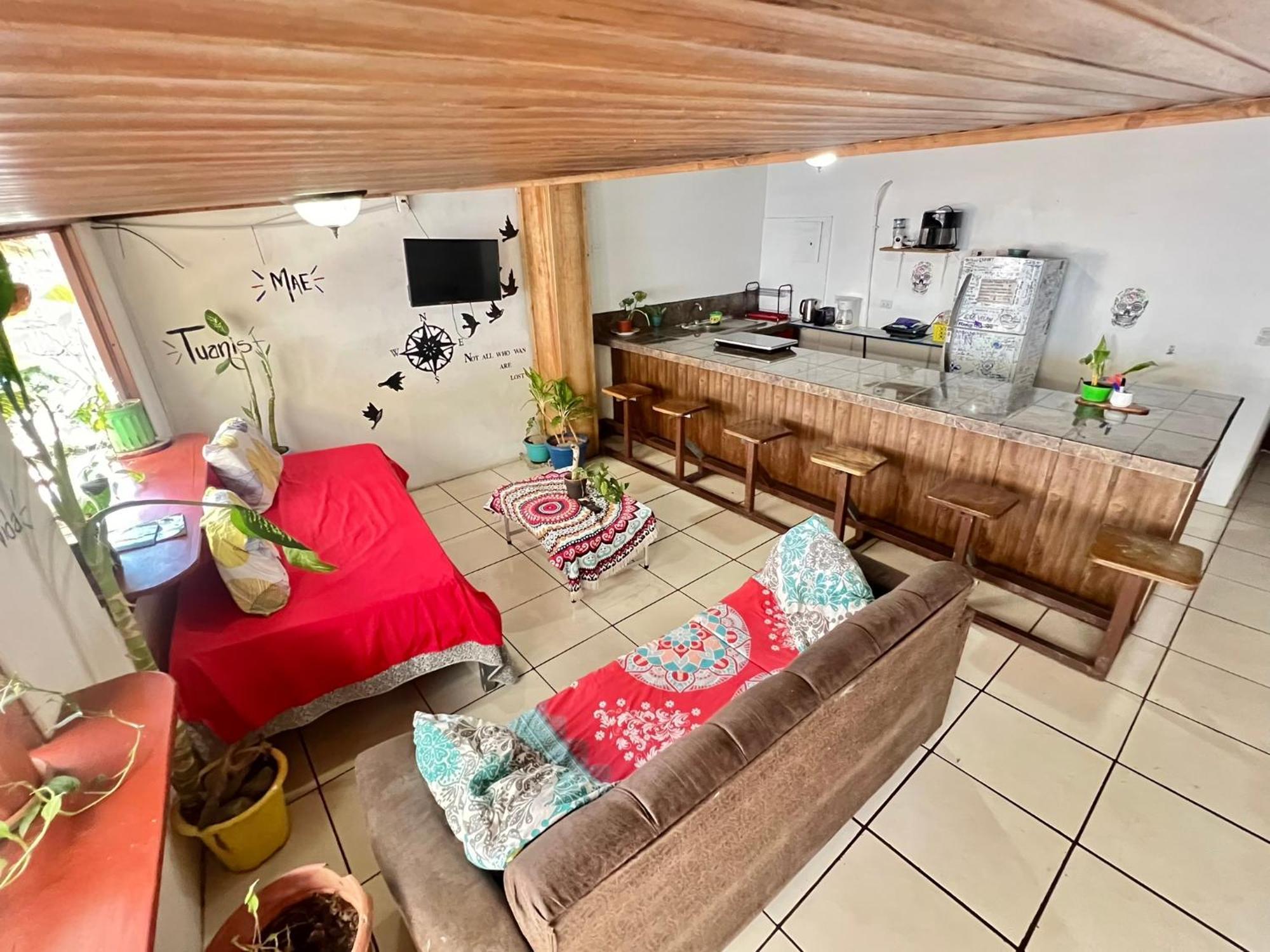 Passifloras Hostel Quepos Luaran gambar
