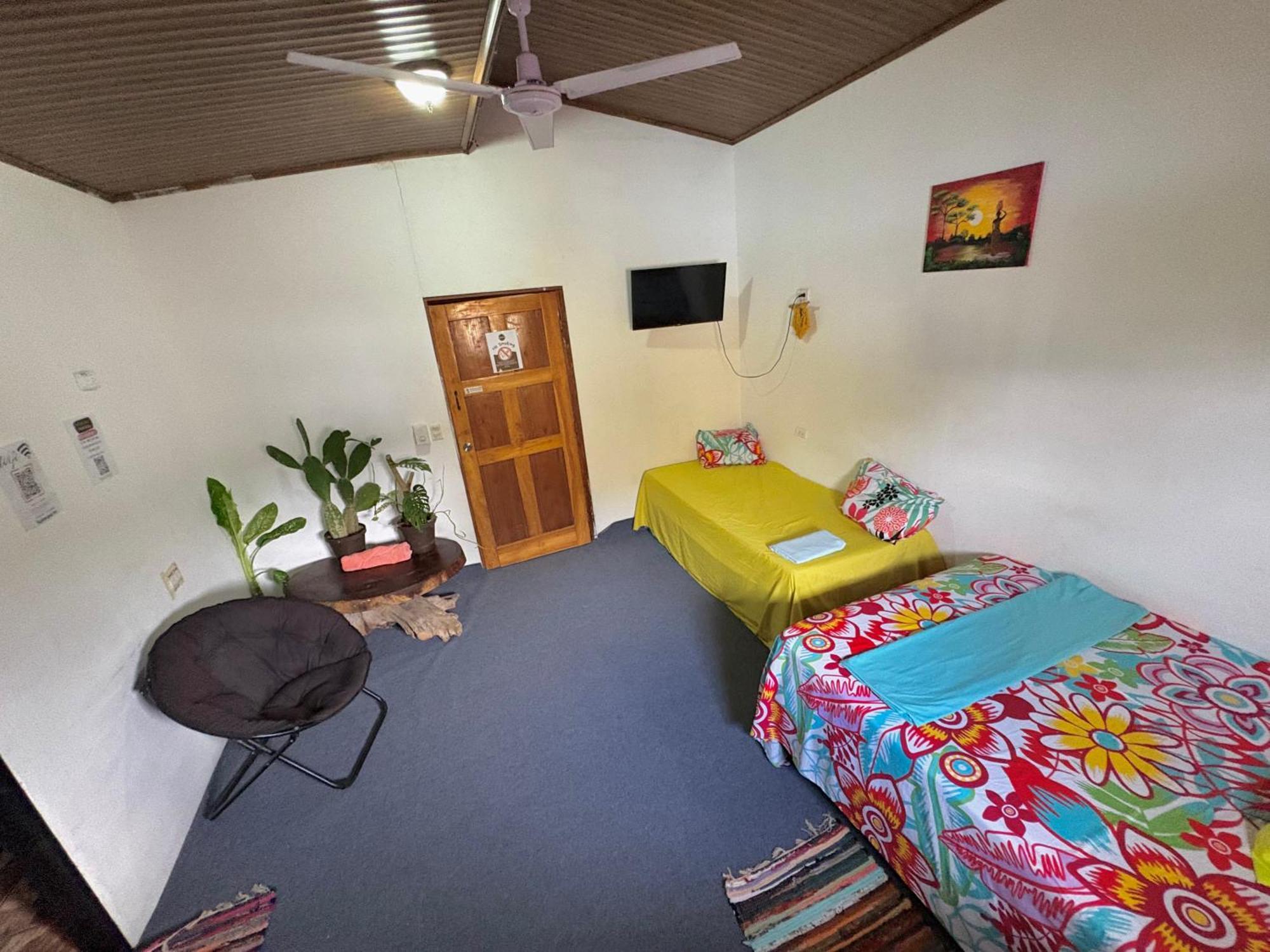Passifloras Hostel Quepos Luaran gambar