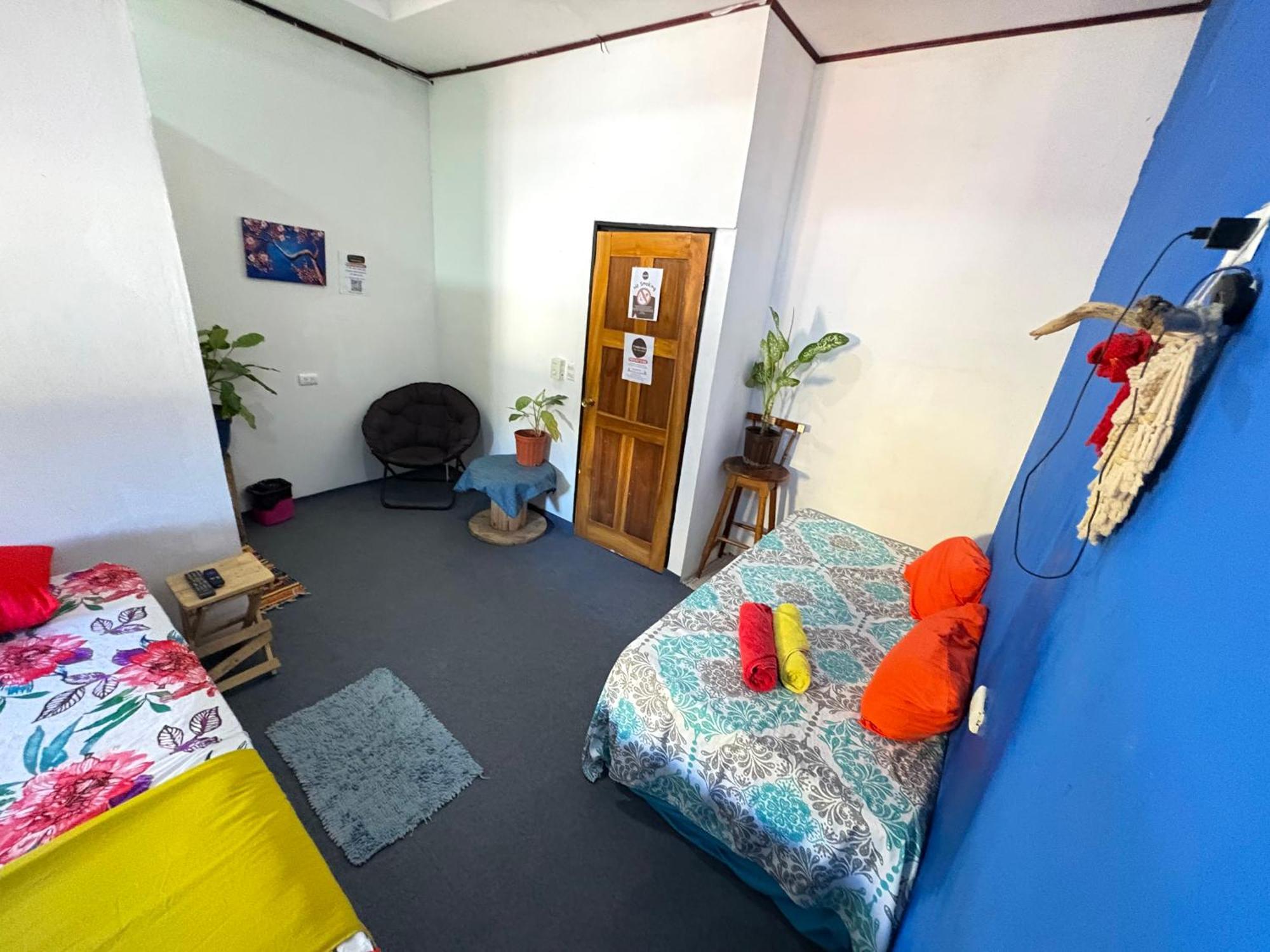 Passifloras Hostel Quepos Luaran gambar