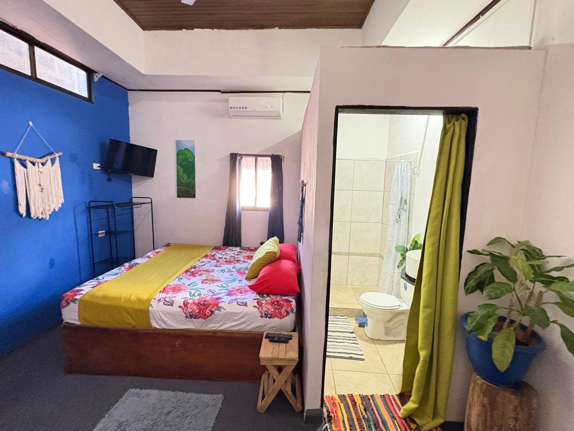 Passifloras Hostel Quepos Luaran gambar